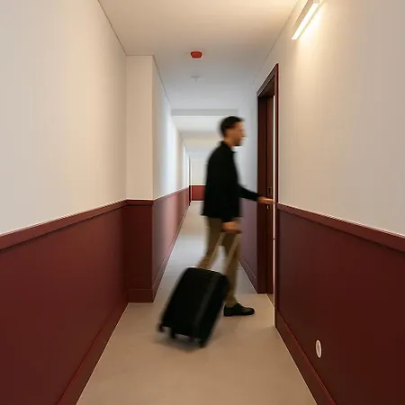 Lsa Alvalade By Numa